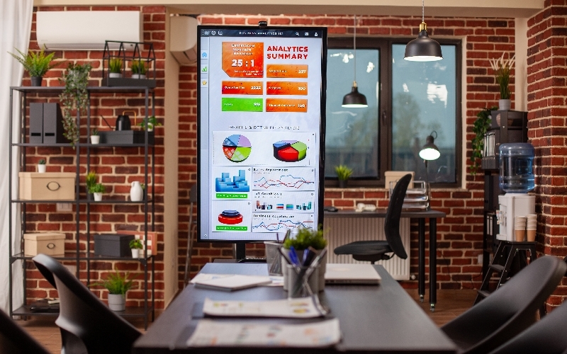 CimpactPro'nun Adım Adım Yönlendirme Özelliği Kullanıcıyı Nasıl Uzmanlaştırıyor?